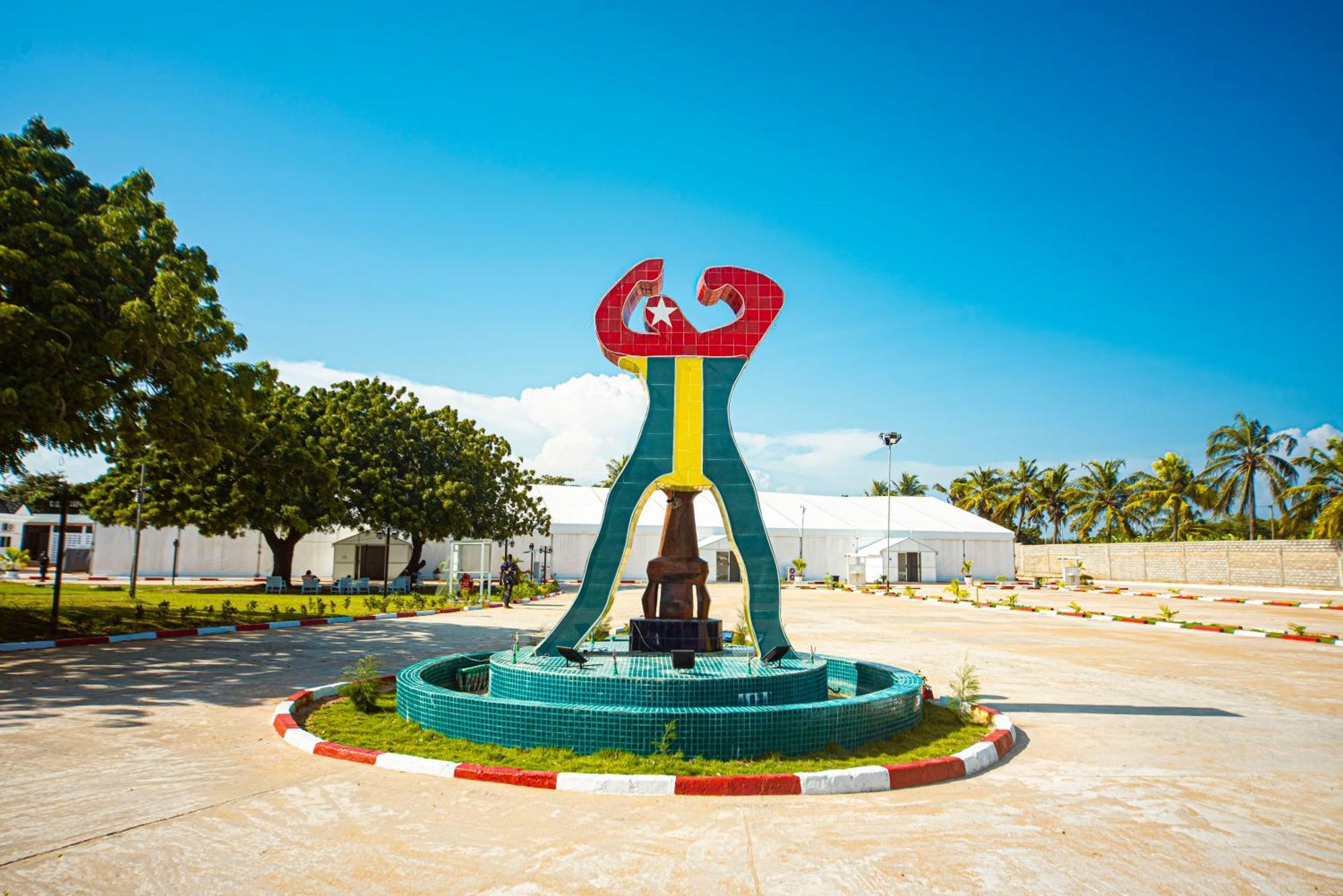 Hotel Sarakawa Lome Luaran gambar